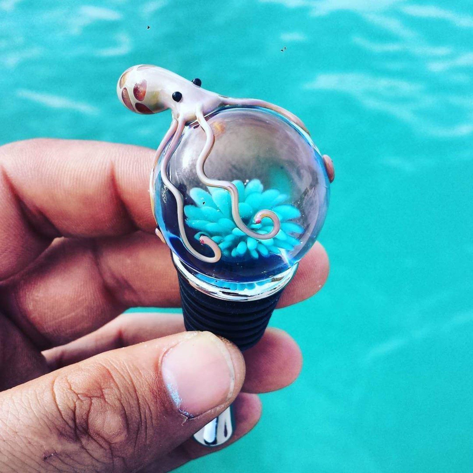 Borosilicate glass bottle stopper by Jose Valdes